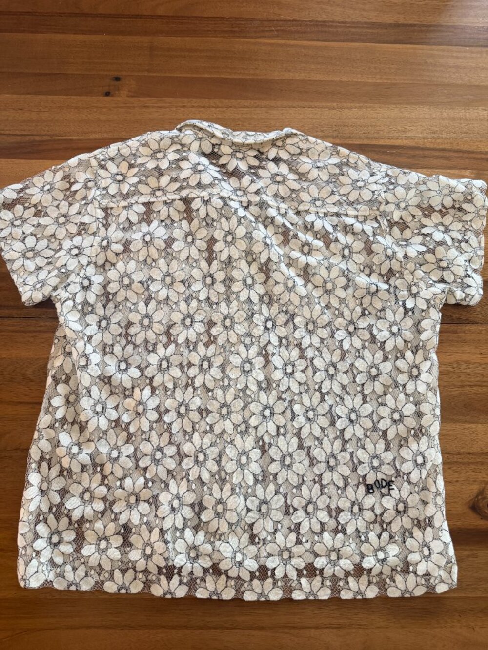 Bode Daisy Guipure Lace Short Sleeve Shirt — L/XL - Picture 5 of 7